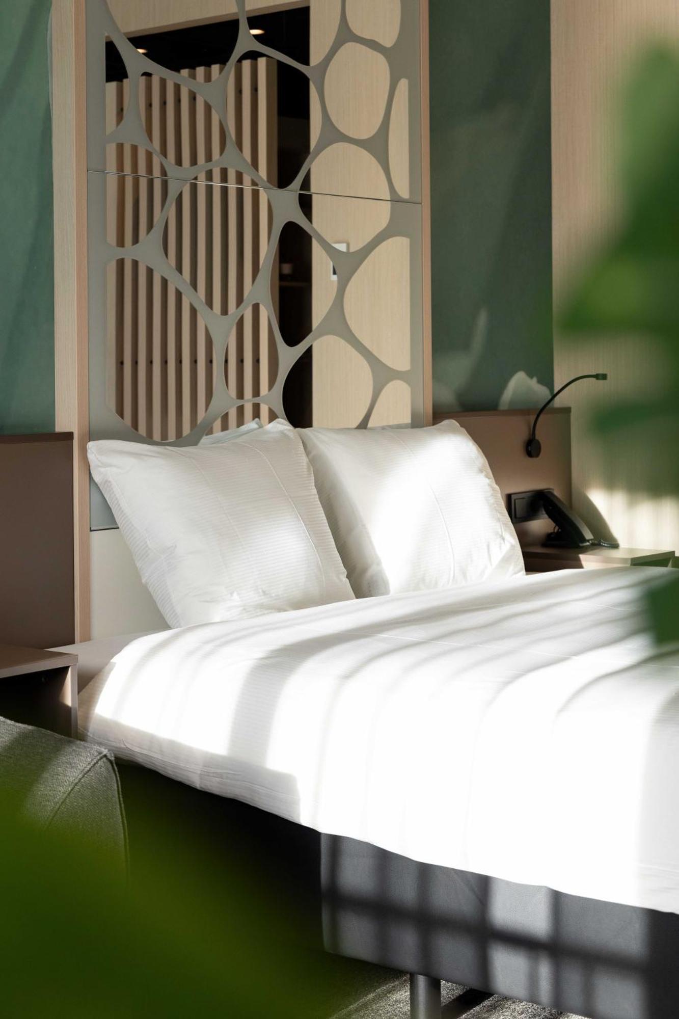 Otium Hotel Roosendaal Bagian luar foto