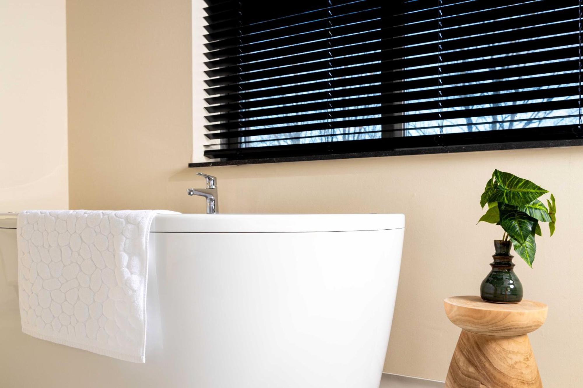 Otium Hotel Roosendaal Bagian luar foto